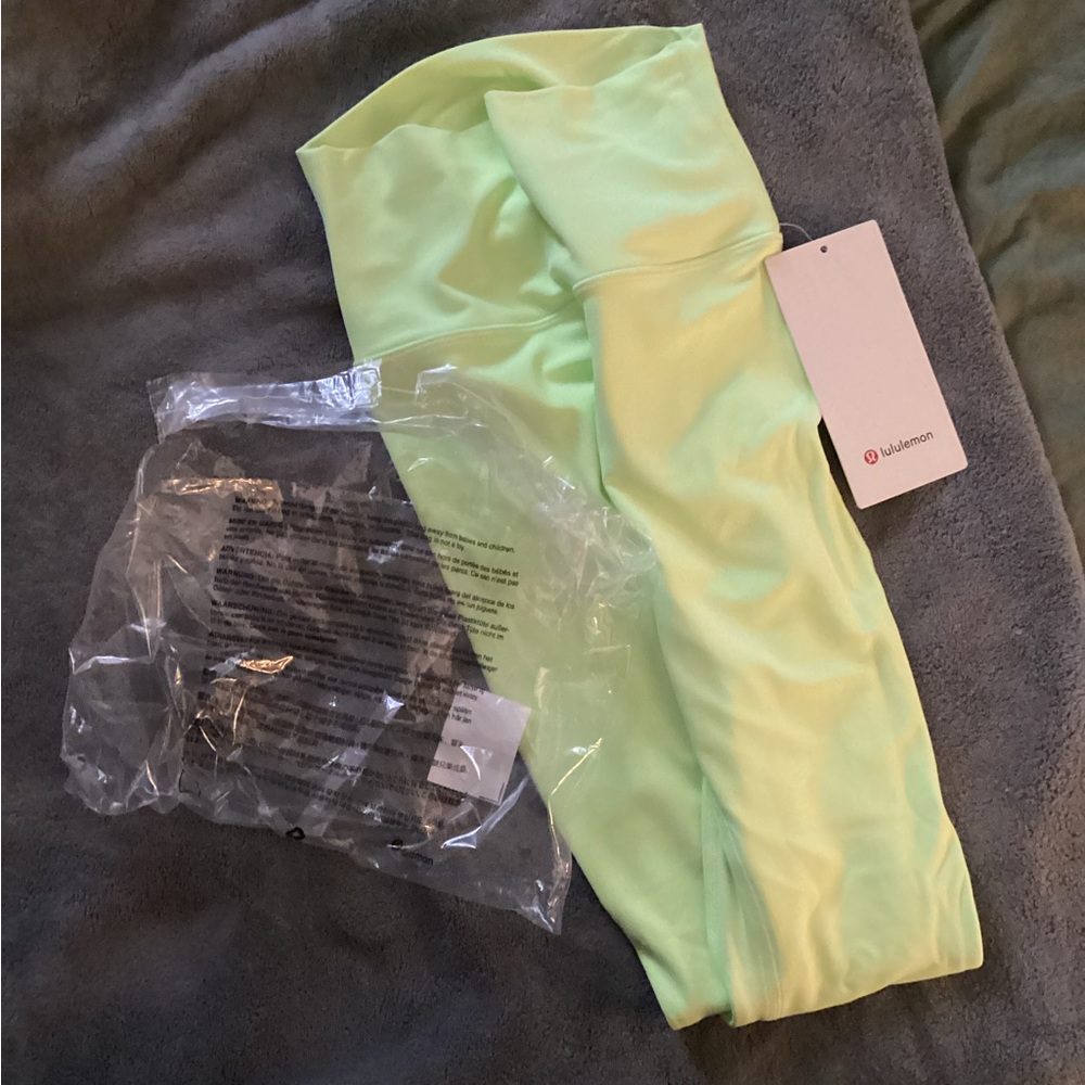 NWT Lululemon align 28” - Picture 4 of 4